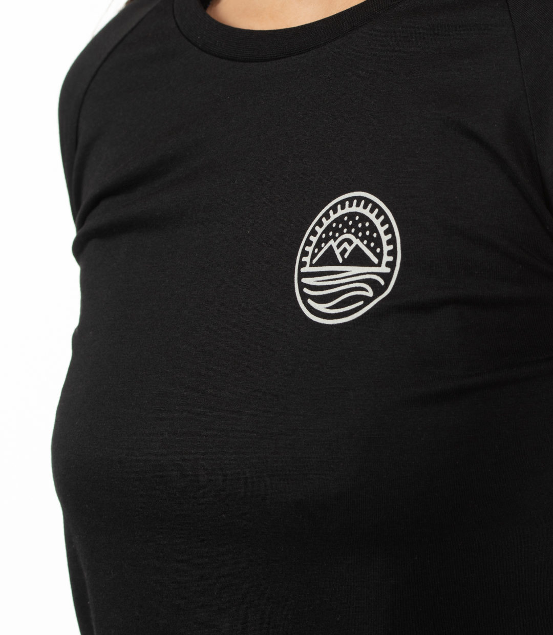 Whatever Man Woman Core Longsleeve Detail 1
