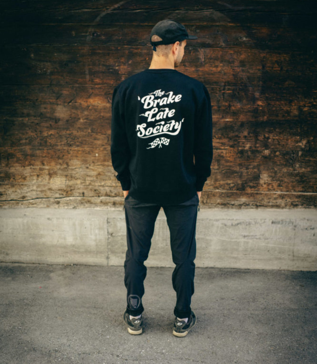 Crewneck Break Late Product 9